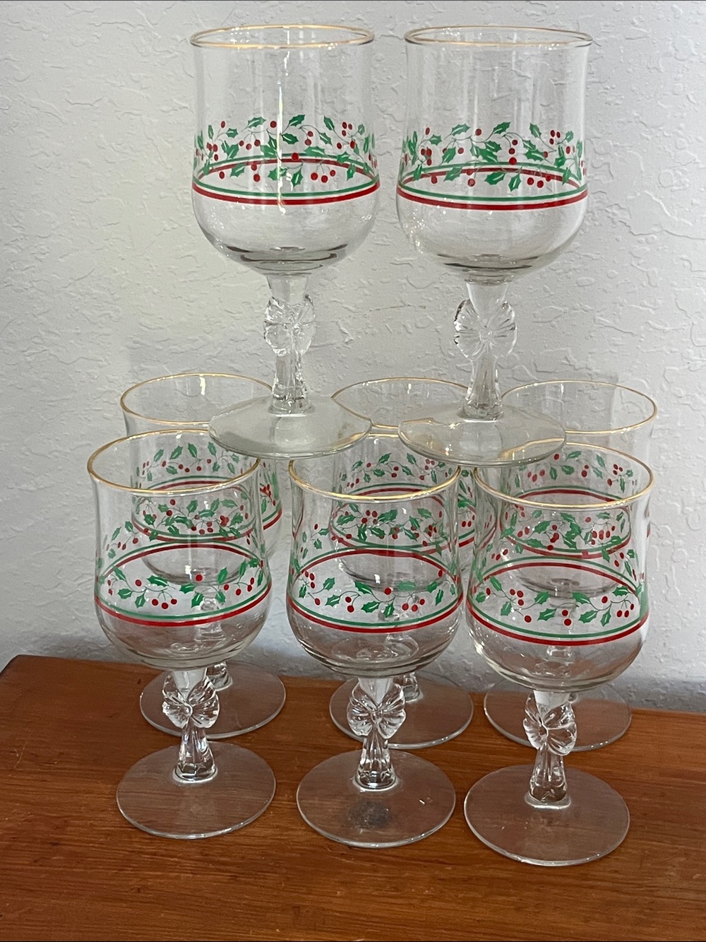 Libbey-Arby RATE Collab Holiday Berry Wine w Bow Stem Gold Rim 1987 Set of 8